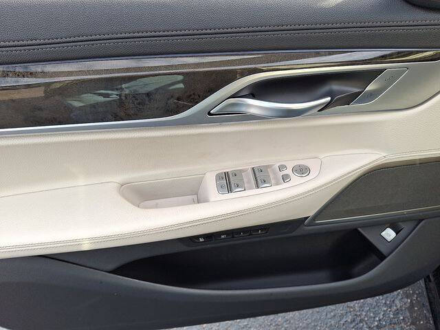 2020 BMW 7 Series 745e xDrive iPerformance