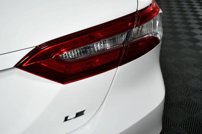 2018 Toyota Camry LE