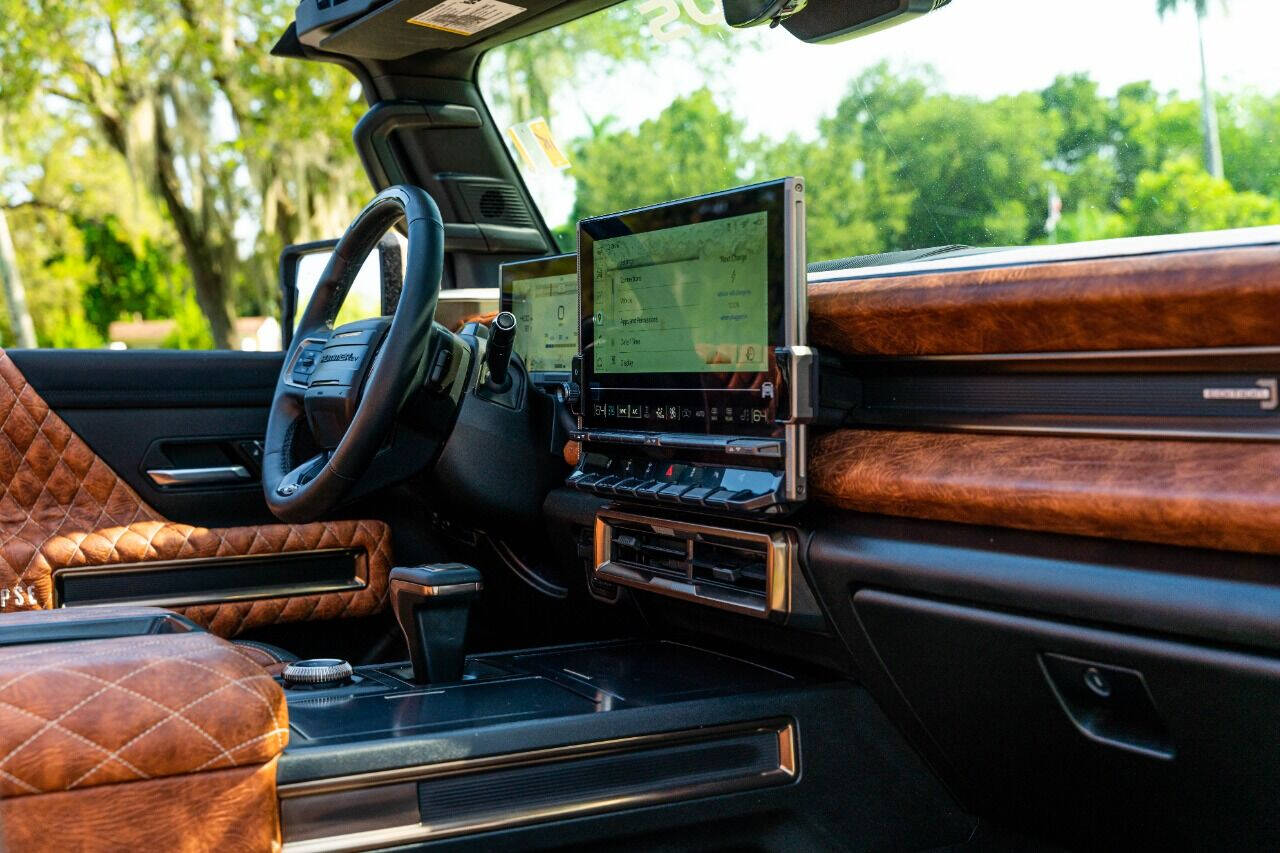 2022 GMC Hummer EV Pickup Pickup - $199,999