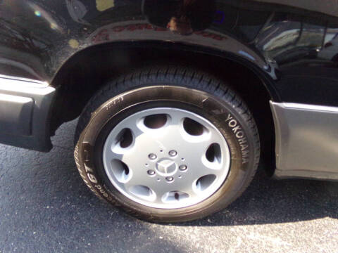 1994 Mercedes-Benz E-Class E 320