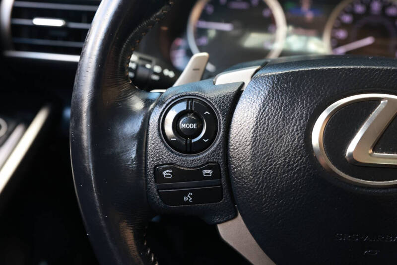 2016 Lexus IS 200t