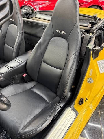 2002 Mazda MX-5 Miata SE