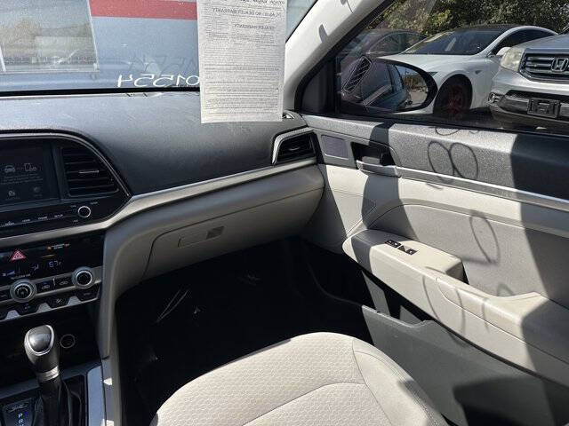 2020 Hyundai Elantra