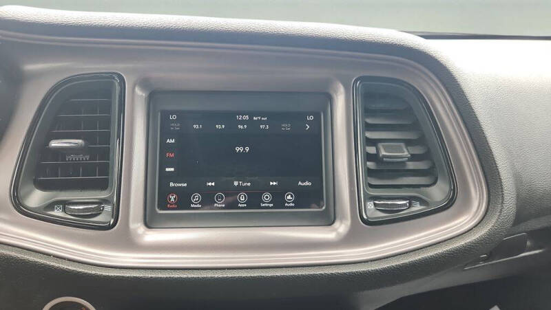 2023 Dodge Challenger SXT