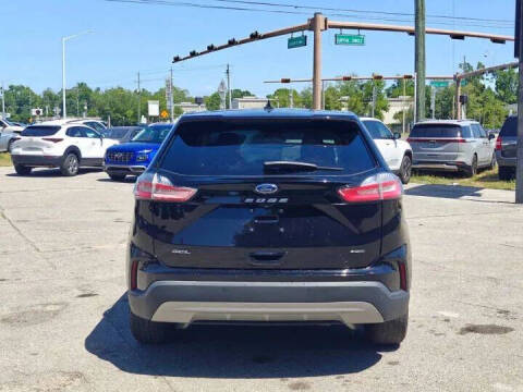 2022 Ford Edge SEL