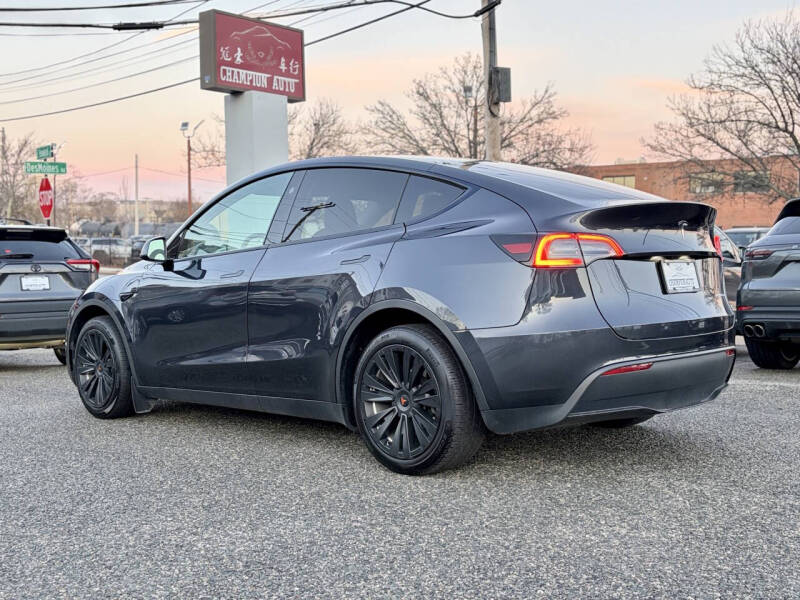 2024 Tesla Model Y Long Range