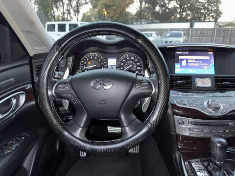 2012 Infiniti M37