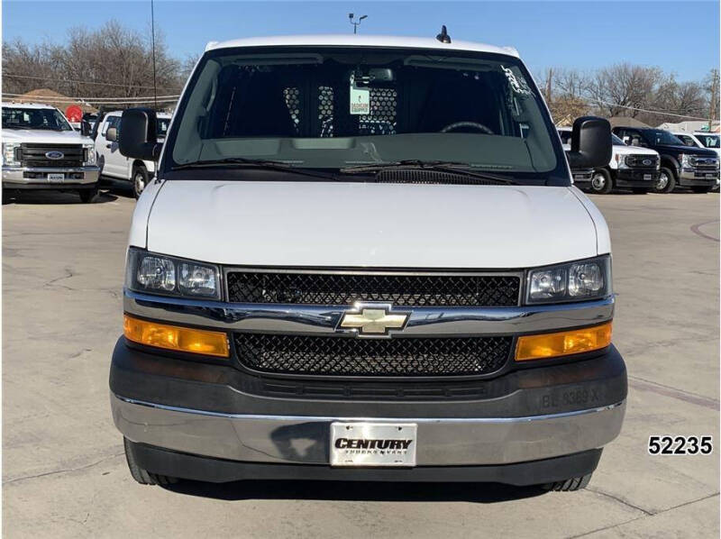 2023 Chevrolet Express 2500