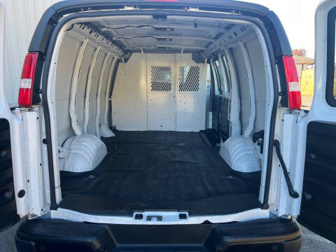 2021 Chevrolet Express 2500