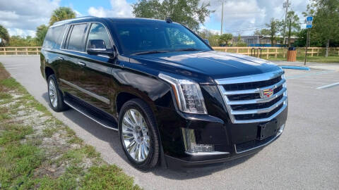 2017 Cadillac Escalade ESV Luxury