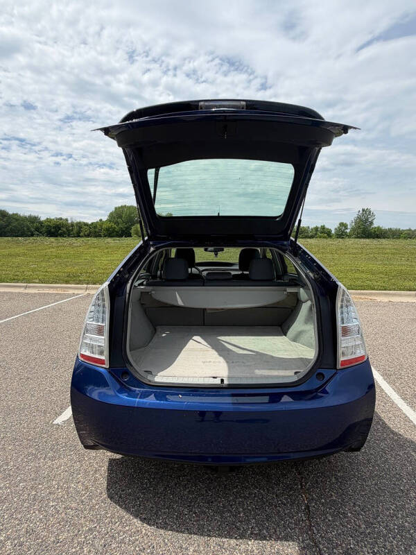 2010 Toyota Prius III
