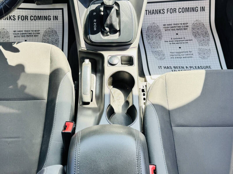 2014 Ford Escape S