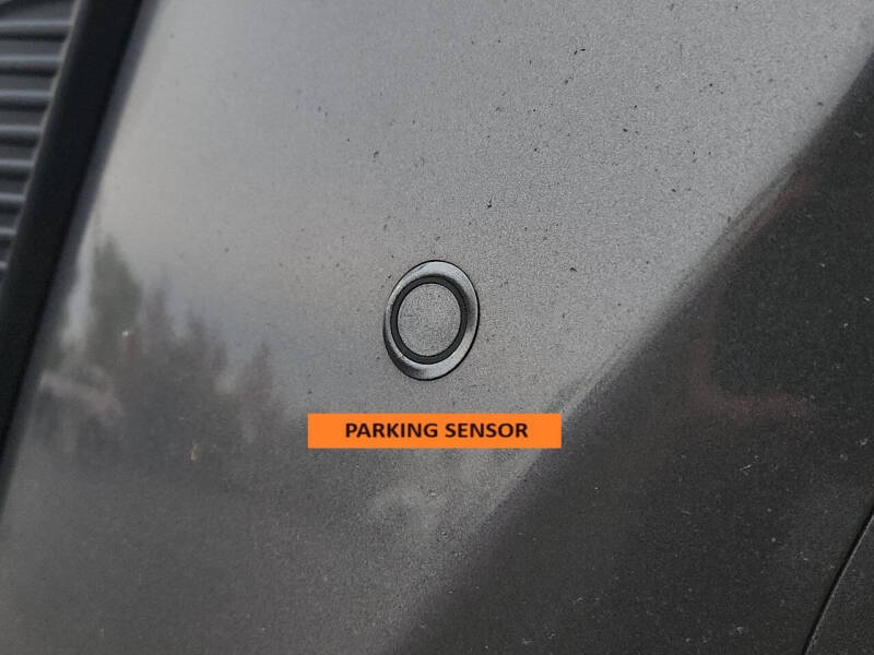 2019 Toyota Prius LE