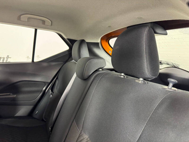 2023 Nissan Kicks SV