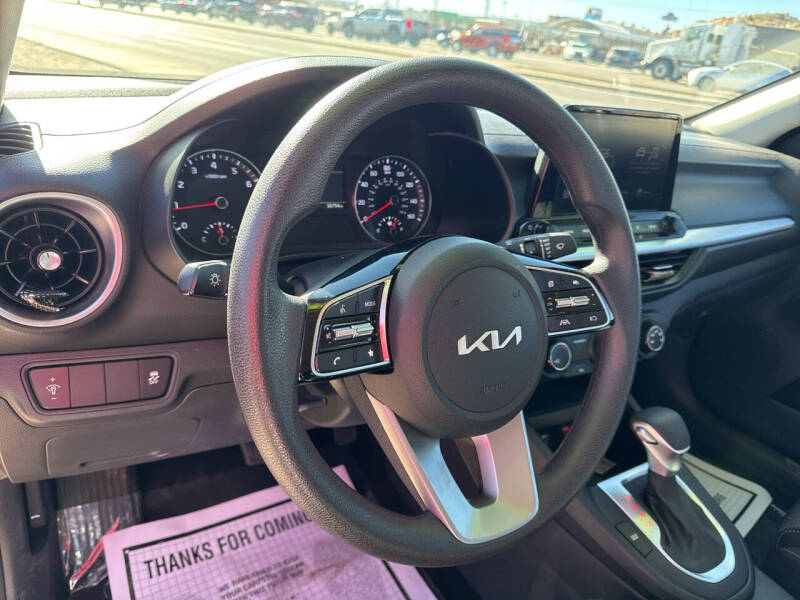 2024 Kia Forte LXS