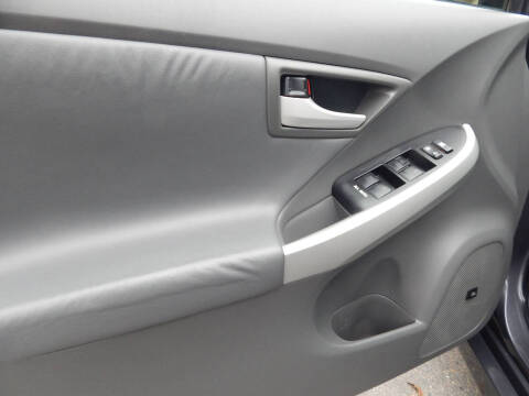 2011 Toyota Prius Three