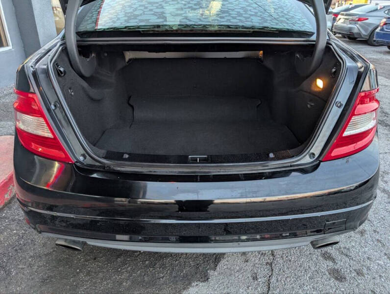 2009 Mercedes-Benz C-Class