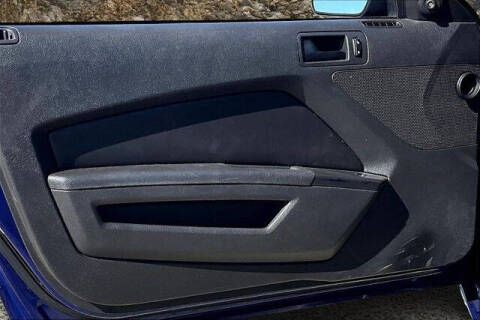 2014 Ford Mustang V6