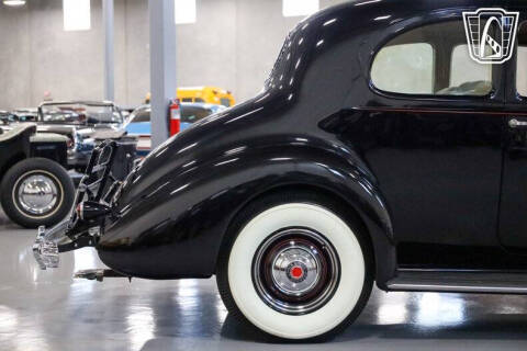 1938 Packard Super Eight