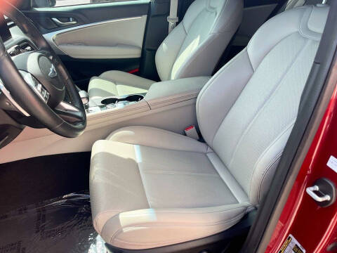2023 Genesis G70