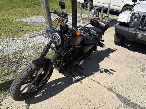 2016 Harley-Davidson Iron 883