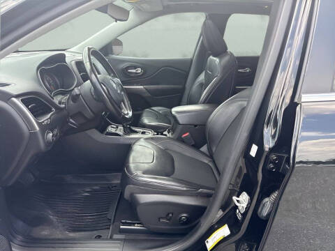 2021 Jeep Cherokee Latitude Plus