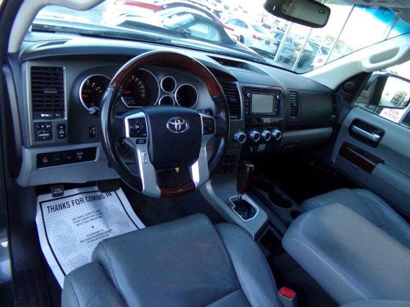 2016 Toyota Sequoia Platinum