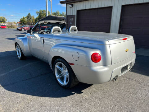 2004 Chevrolet SSR LS