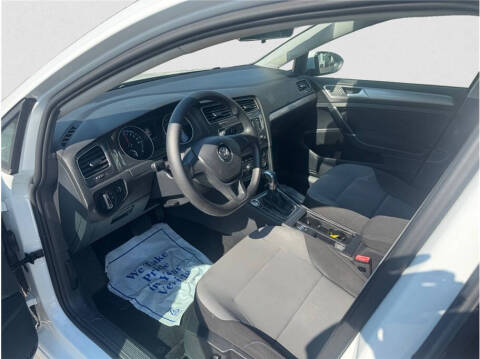 2016 Volkswagen e-Golf SE