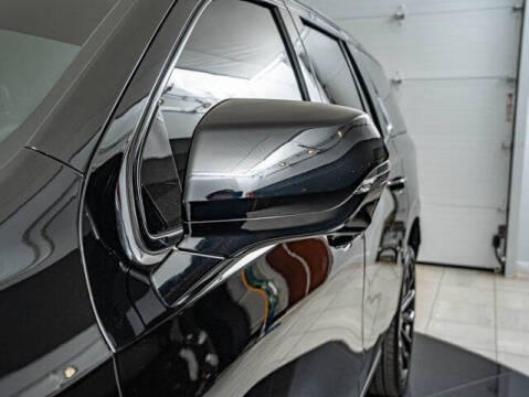 2025 Cadillac Escalade-V