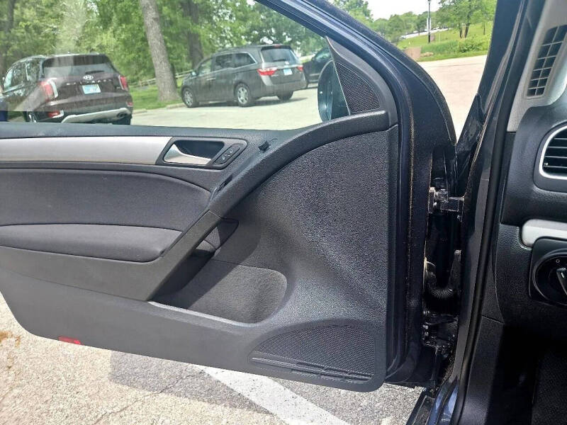 2013 Volkswagen Golf 2.5L PZEV