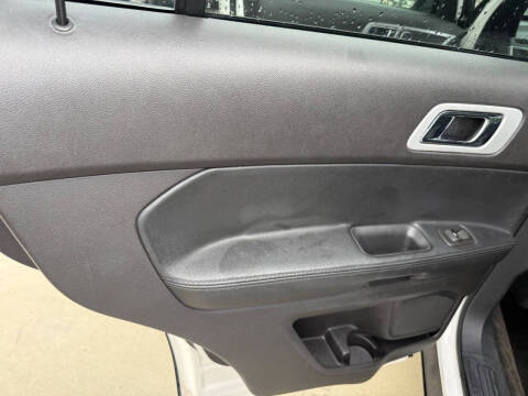 2011 Ford Explorer Limited