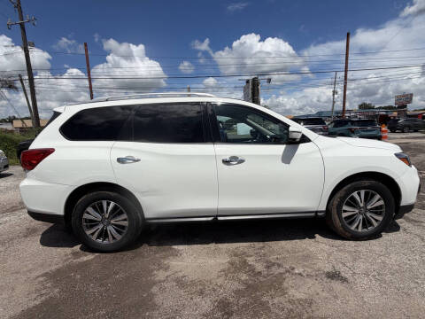 2019 Nissan Pathfinder SL