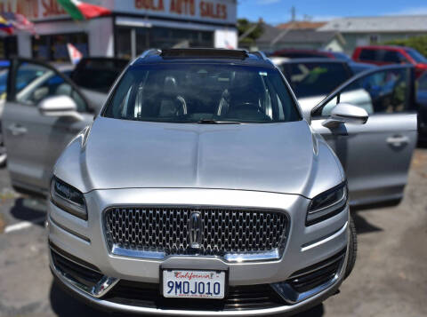 2019 Lincoln Nautilus Select