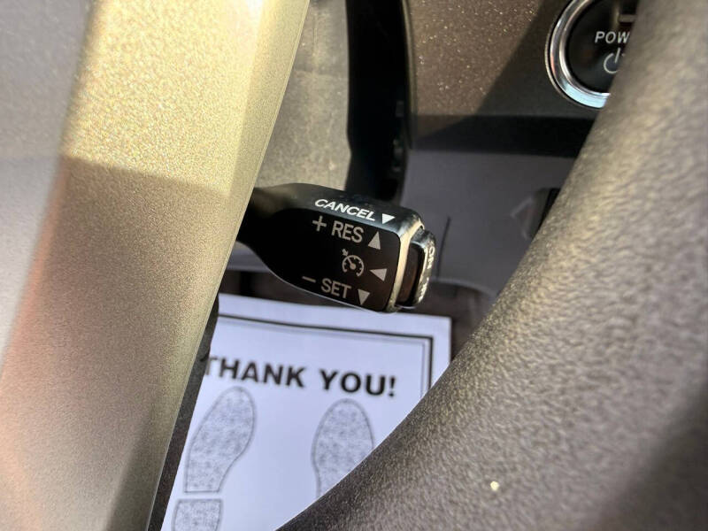 2011 Toyota Prius Two