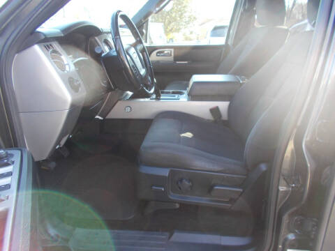 2017 Ford Expedition EL XLT