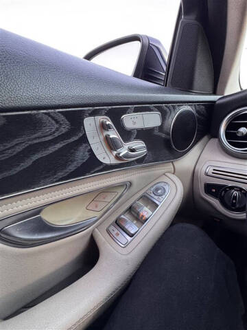 2015 Mercedes-Benz C-Class C 300