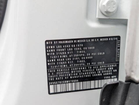 2024 Volkswagen Taos S