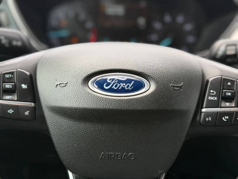 2020 Ford Escape SE