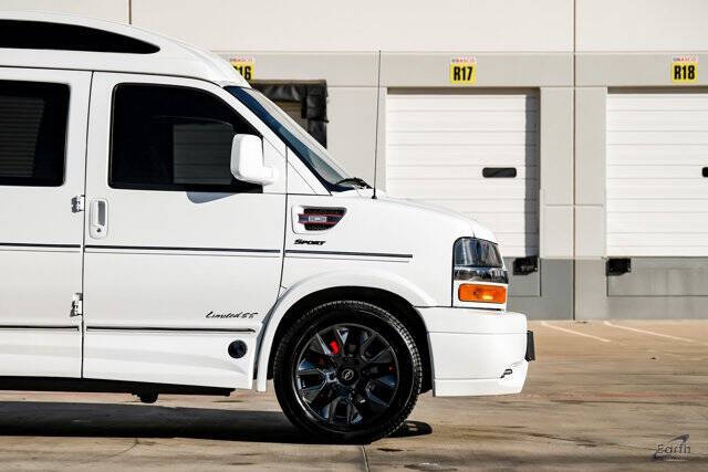 2023 Chevrolet Express 2500