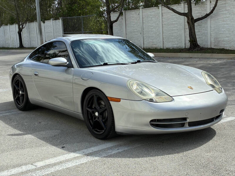 2000 Porsche 911 Carrera