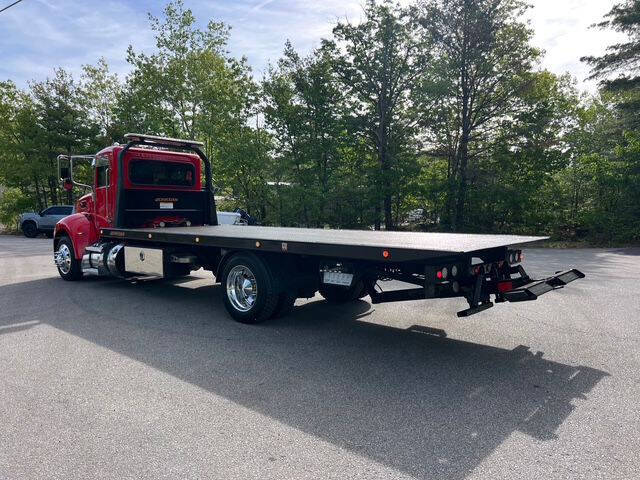 2020 Peterbilt 337