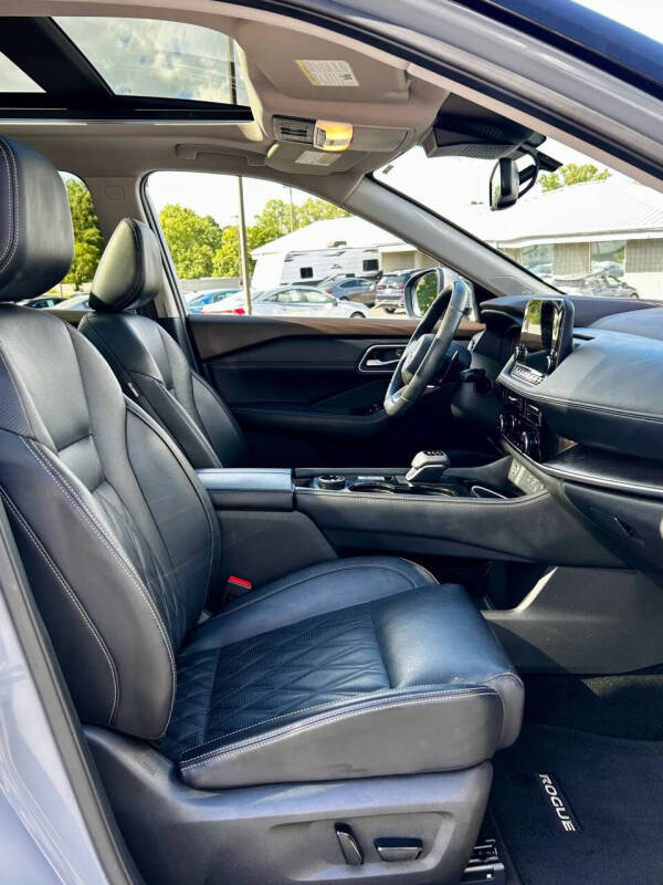 2021 Nissan Rogue Platinum