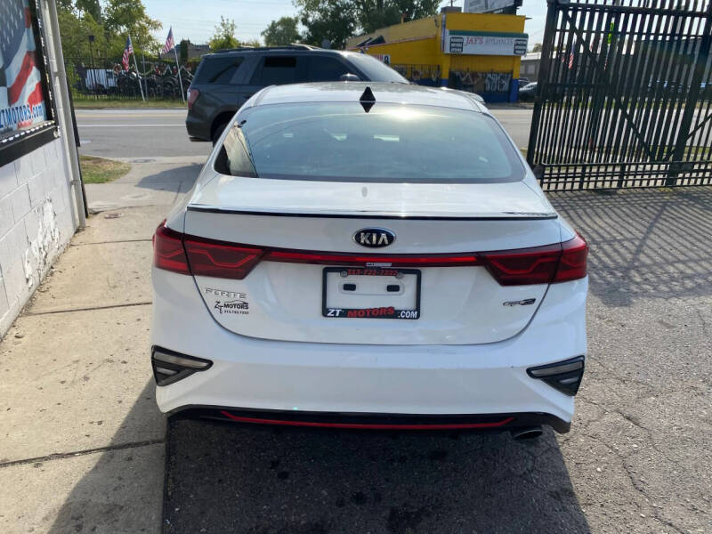 2020 Kia Forte GT Line