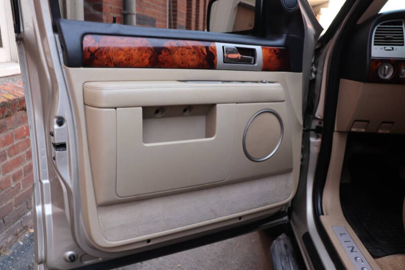 2006 Lincoln Navigator Luxury