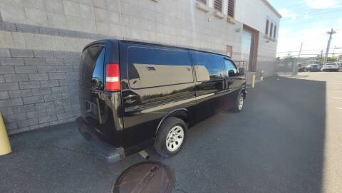 2011 Chevrolet Express LS 1500