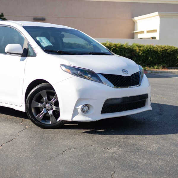 2015 Toyota Sienna