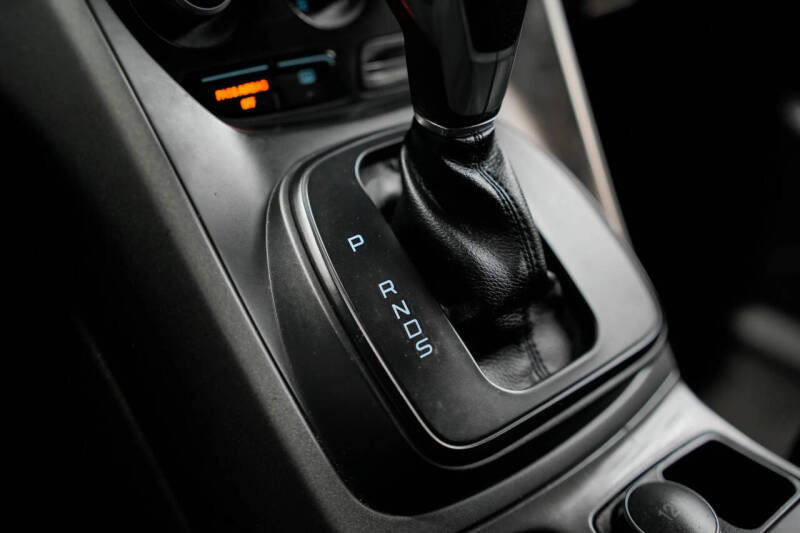 2015 Ford Escape S