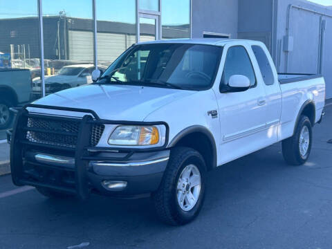 2003 Ford F-150 for sale at CARLAND AUTO SALES in Sacramento CA