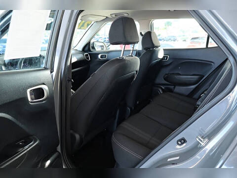 2021 Hyundai Venue SEL